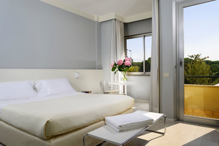 UWH_FortedeiMarmi_FortedeiMarmi_Superior_room_127-720x480-2dadad4d-2d71-4dd1-9382-11913c735763.jpg